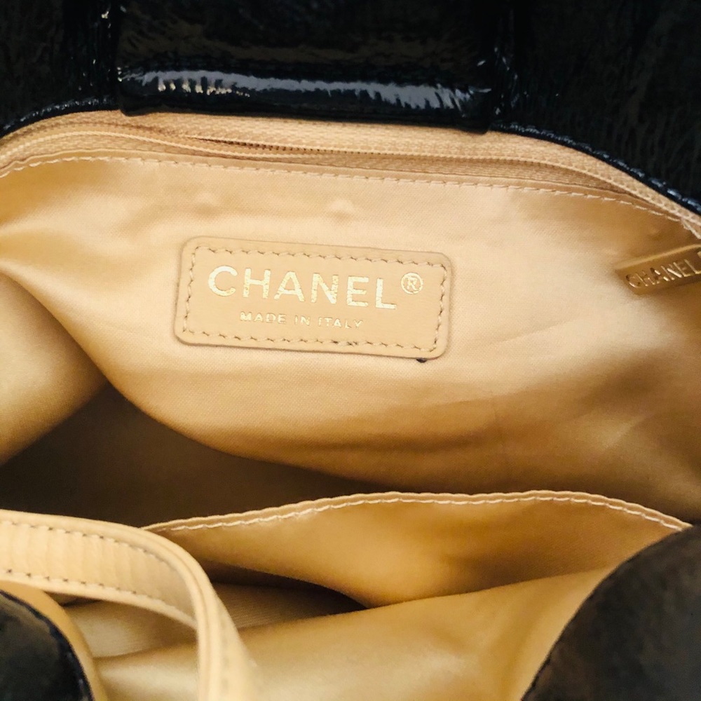 Chanel black patent leather rock chain accordion - Picture 15 of 16